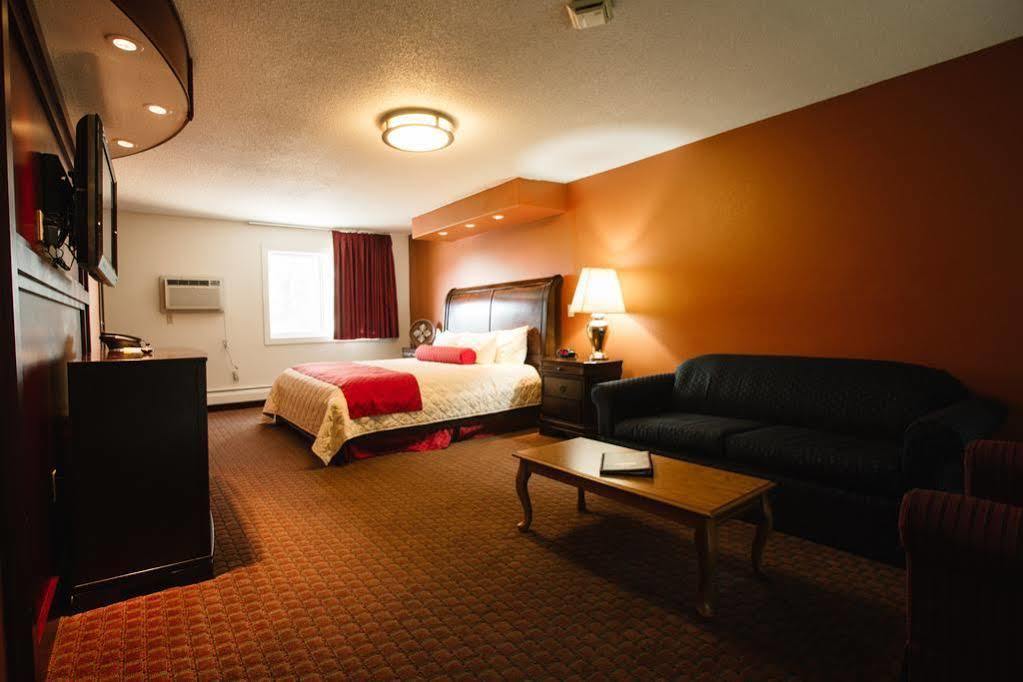 Days Inn By Wyndham Minot Dış mekan fotoğraf